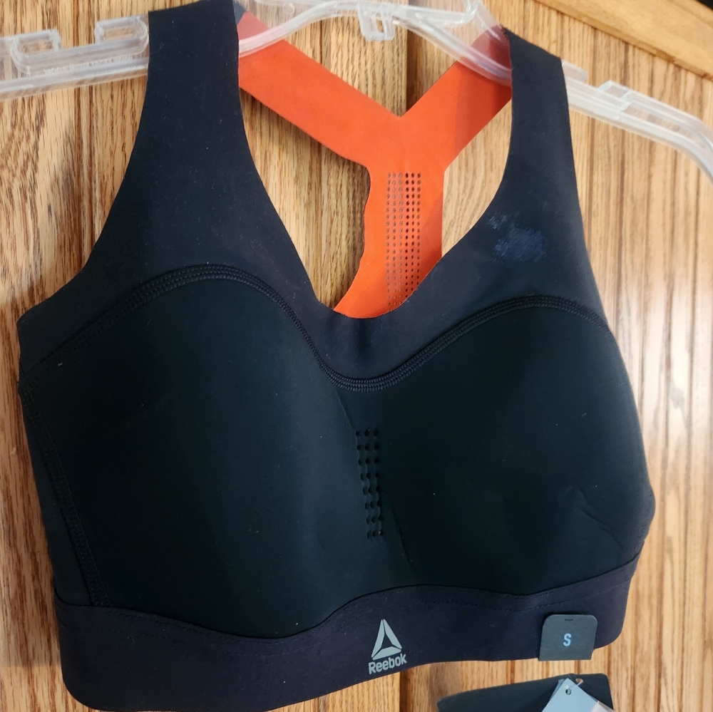 NWT Reebok Puremove Sports Bra Black SIZE S